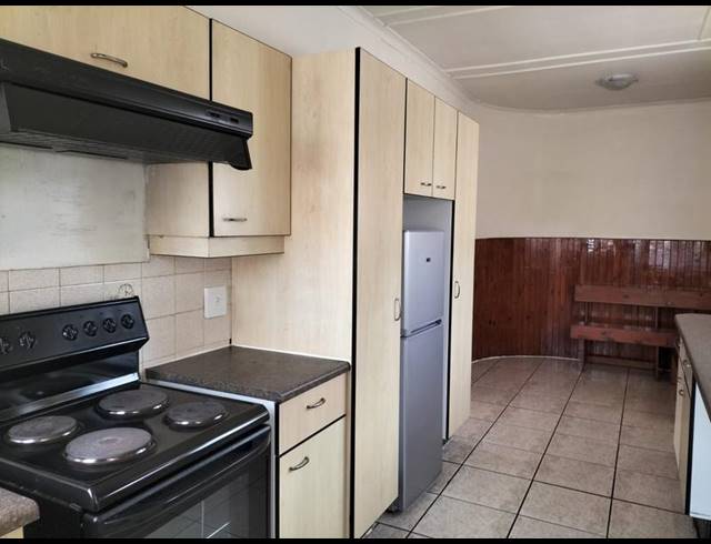 4 BEDROOM HOUSE FOR SALE IN BIRCHLEIGH NORTH